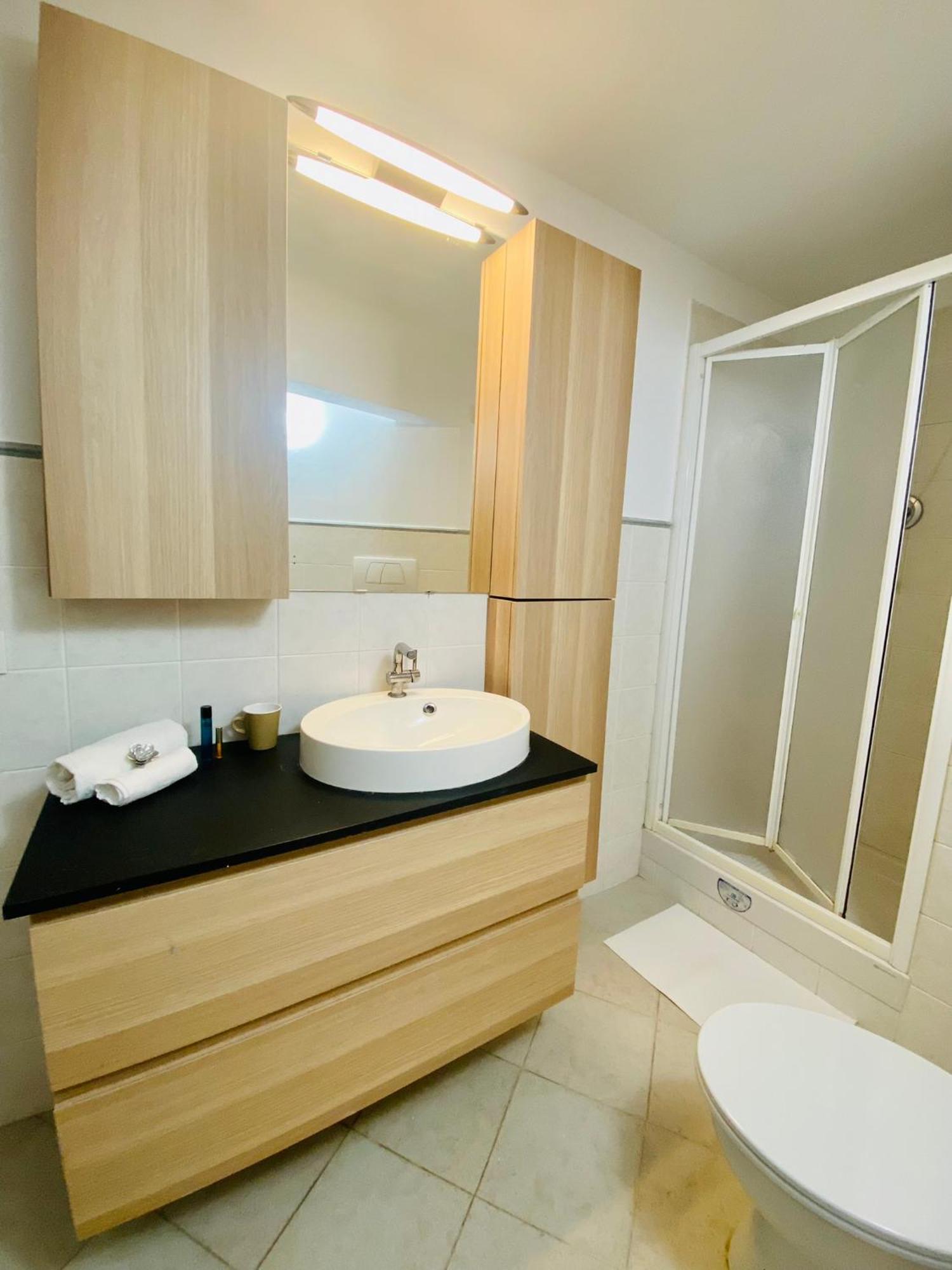 Beautiful Flat With Terrace And Sea View - Free Parking Genua